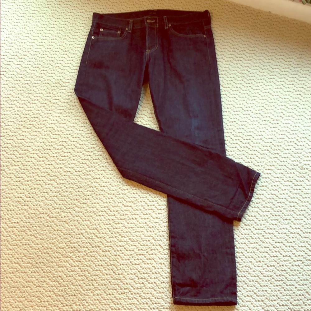 Men’s dark wash SPURR jeans